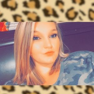 Meet your Posher, Kassie